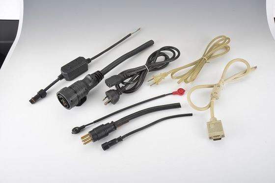 Efisiensi Tinggi 35 Ton Mesin Pembuat Kabel Listrik Mesin Cetak Injeksi Vertikal