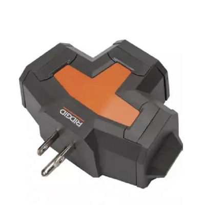 Dua Warna 170 Ton Vertikal Mesin Injeksi Molding Untuk Outlet Extension Cord Hub