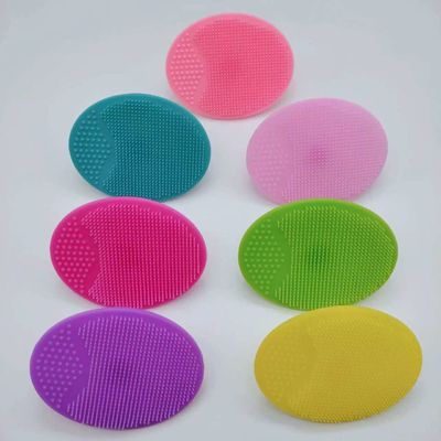 Pengoperasian yang Mudah Mesin Cetak Injeksi Vertikal Silikon Cair Untuk Membuat Produk Bayi